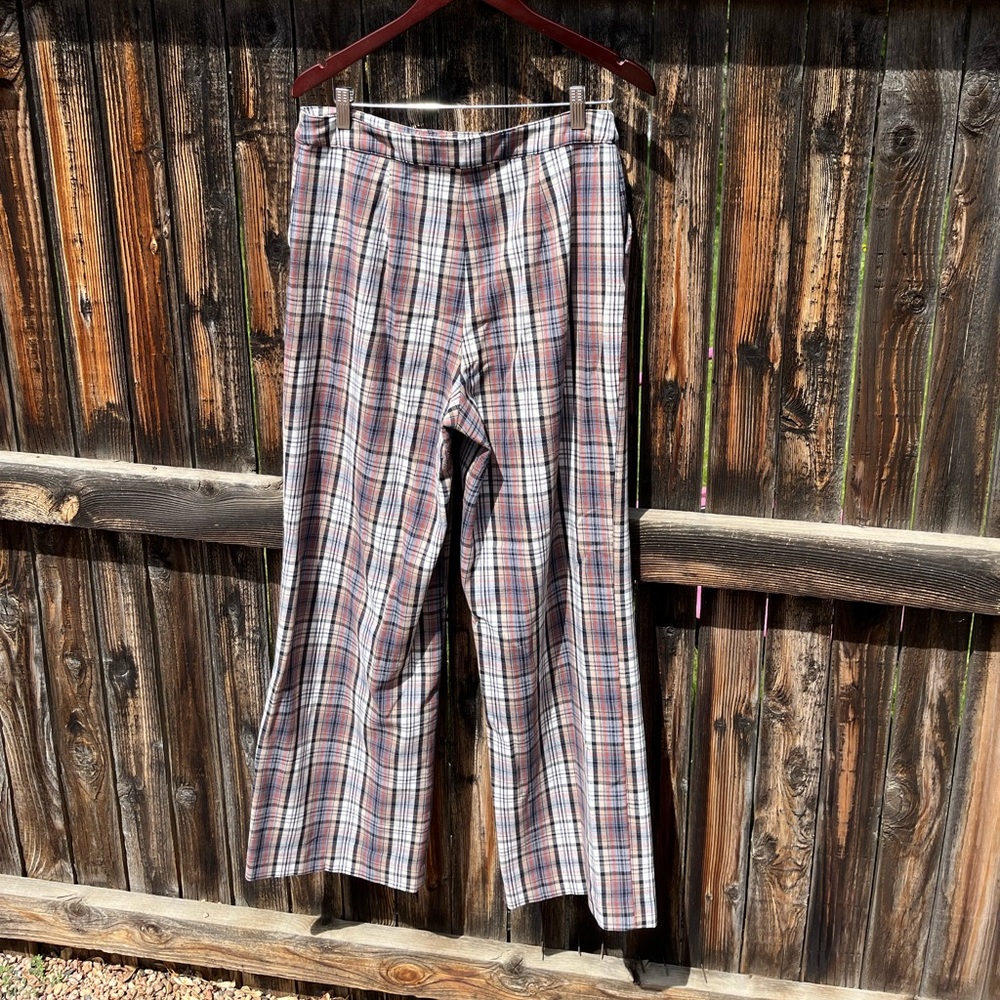 Apt. 9 • Plaid Trousers with Red and Gray Accents - Picture 5 of 7
